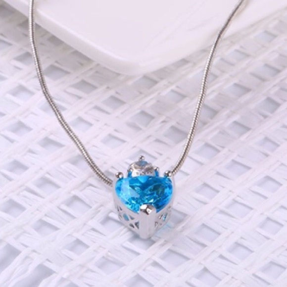 Heart Necklace - Picture 2 of 3